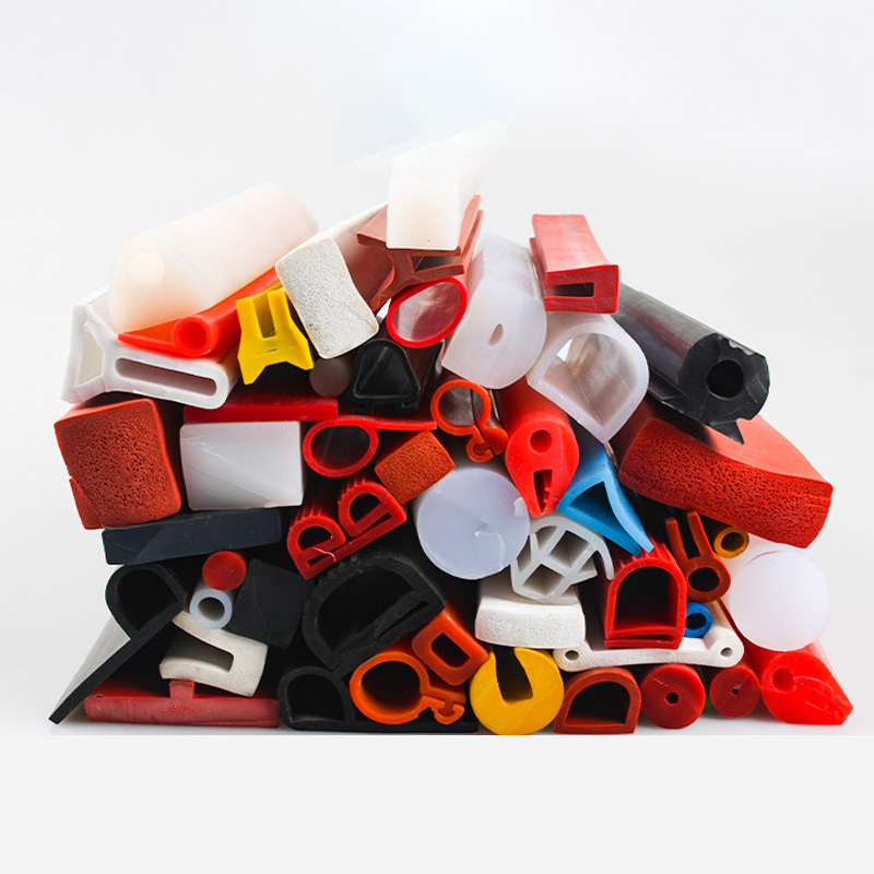 嶸（róng）牌高抗撕矽膠條：以（yǐ）超5年密封壽命，為戶外設備構築防漏長城